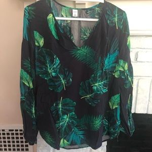 Size M Old Navy jungle pattern tunic